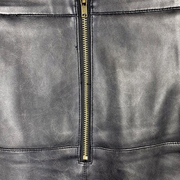 SHINESTAR Faux Leather Black Mini Skirt, Size Large - Picture 4 of 8